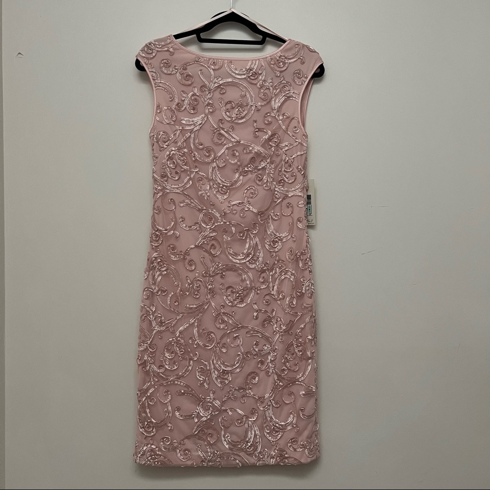 Eliza J NWT Textured shift dress pink wedding boatneck V-back